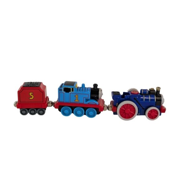 Thomas & Friends Take Along Diecast Train Fergus Thomas Percy Diesel 10 & Tender - Picture 2 of 13